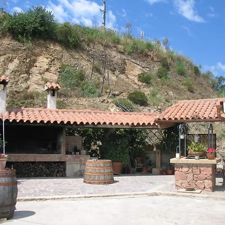 منزل ريفي Domus De Janas *