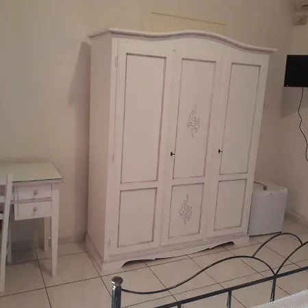 Domus De Janas * سان فيتو